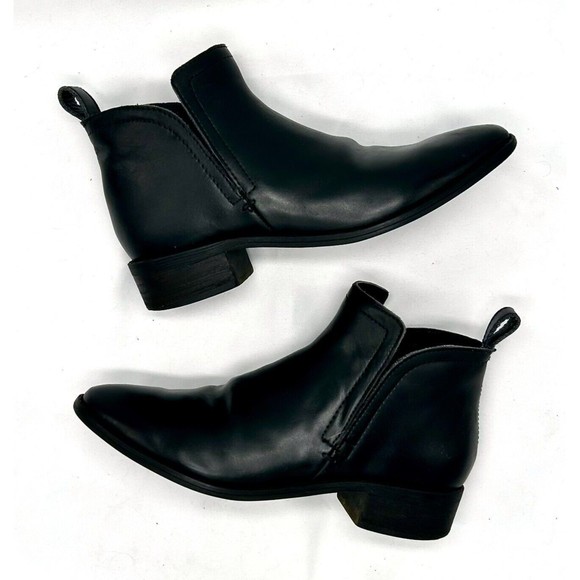 Dolce Vita Shoes - DOLCE VITA Tivon Pull-On Leather Ankle Booties - Onyx Black - Women's Sz…